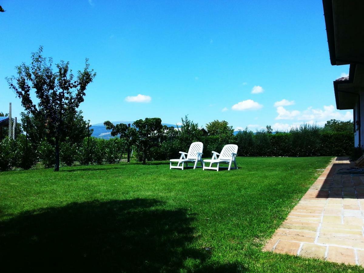 Elisa House Bed & Breakfast Foligno Bagian luar foto
